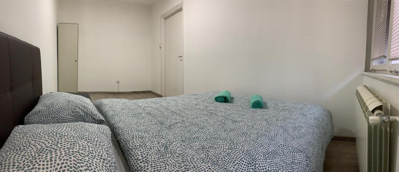 Private Rooms Belgrade Hostel Exterior foto